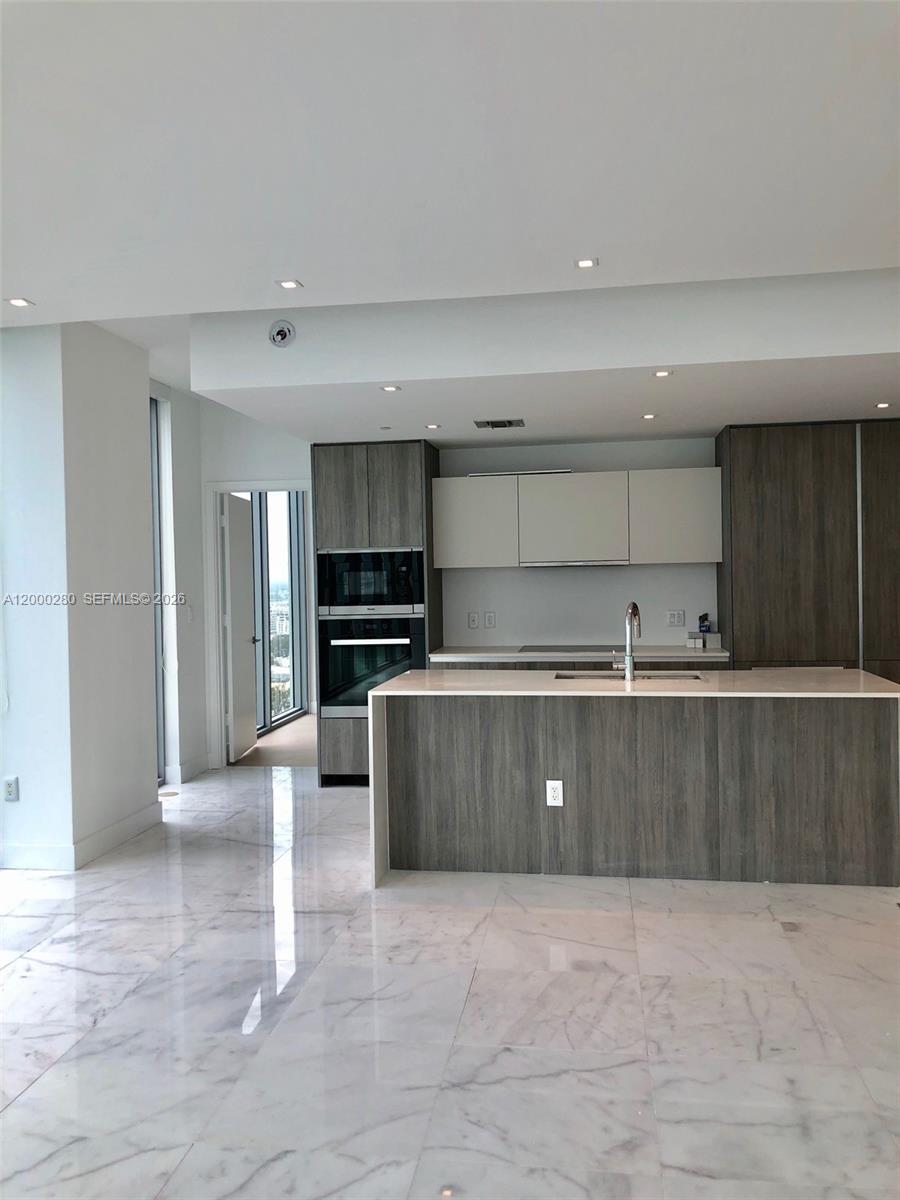 image Biscayne Beach2