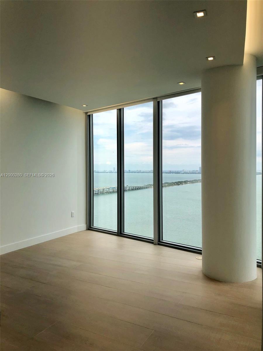 image Biscayne Beach4