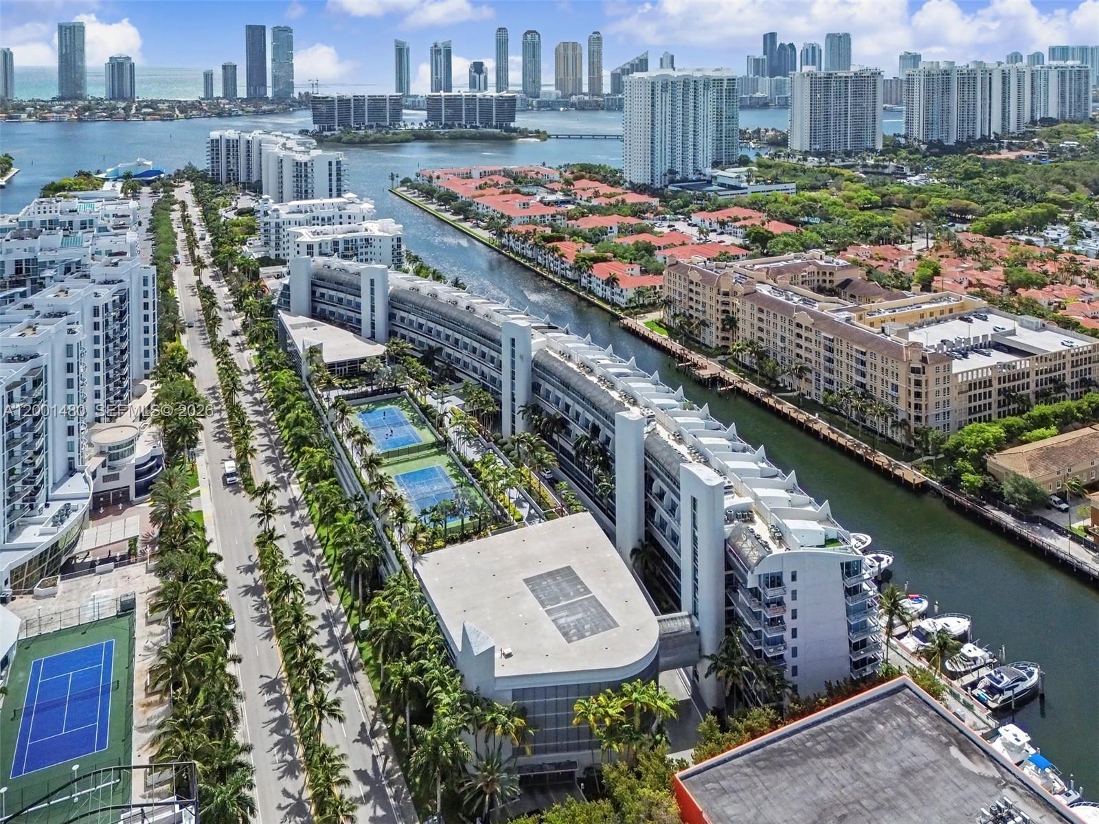 2950 NE 188th St #435