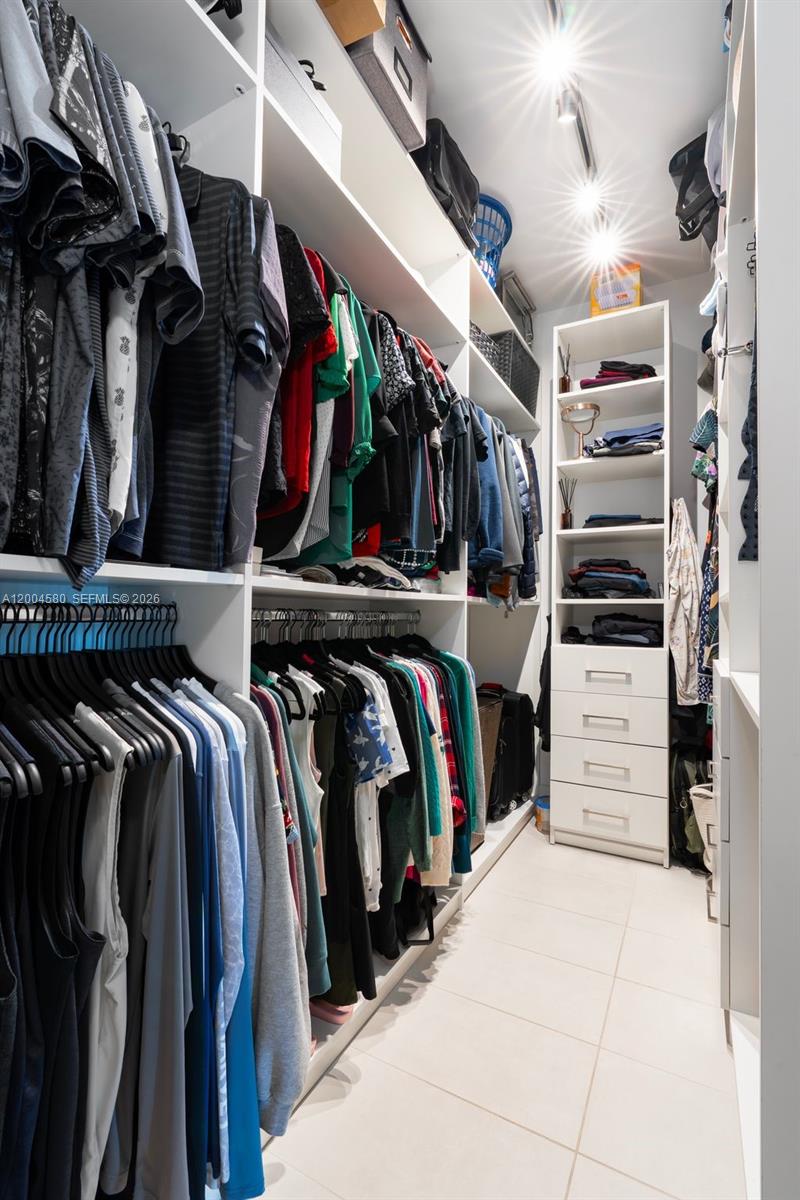 1030 15th St #321 Miami Beach, FL 33139