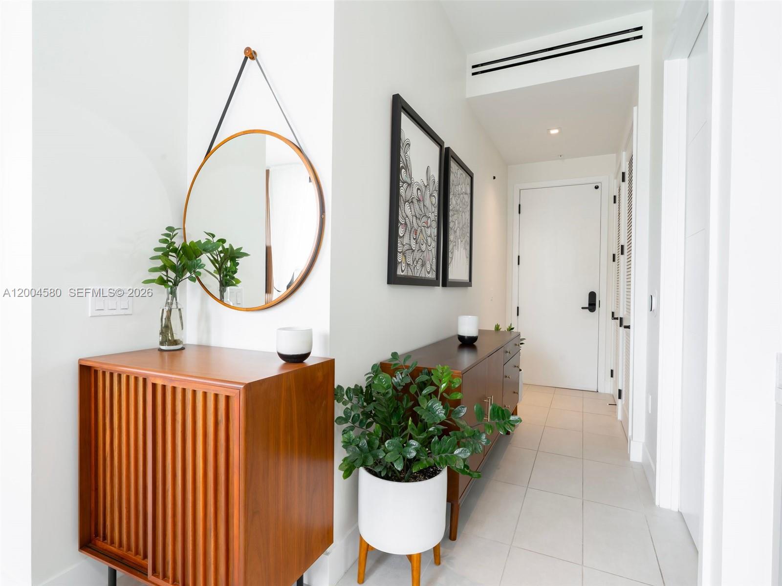 1030 15th St #321 Miami Beach, FL 33139