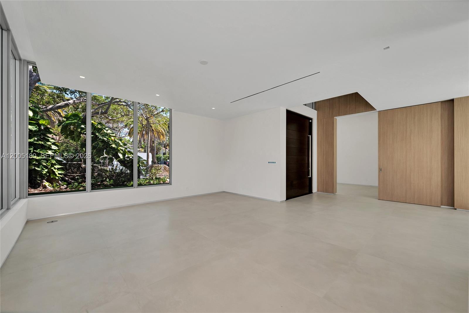 2100 S Miami Ave Miami, FL 33129