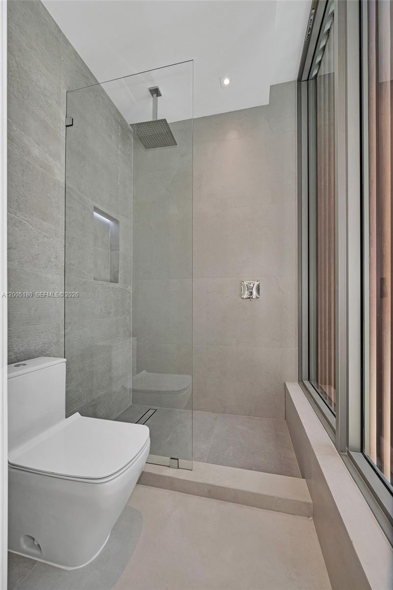 2100 S Miami Ave Miami, FL 33129