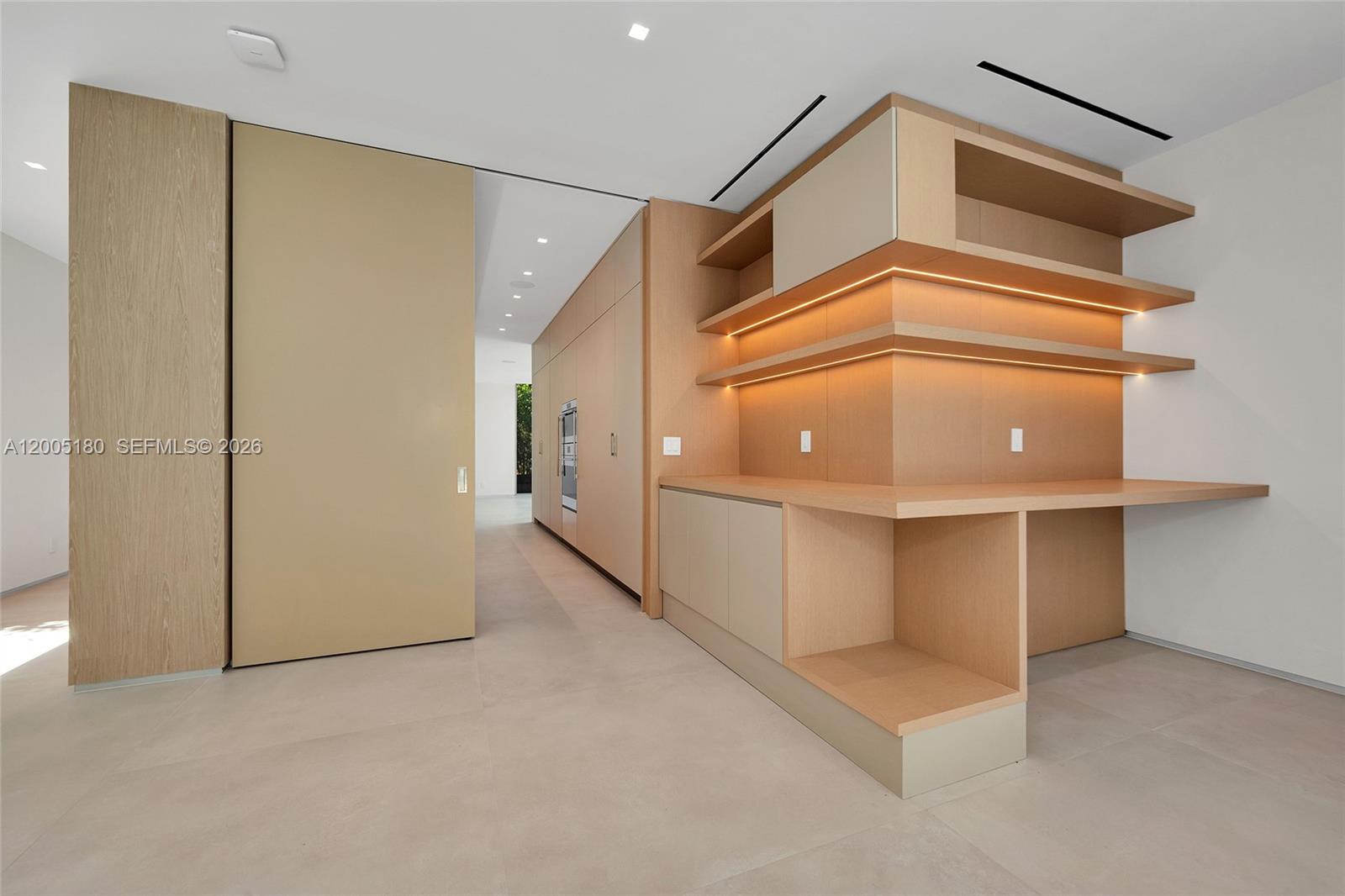 2100 S Miami Ave Miami, FL 33129