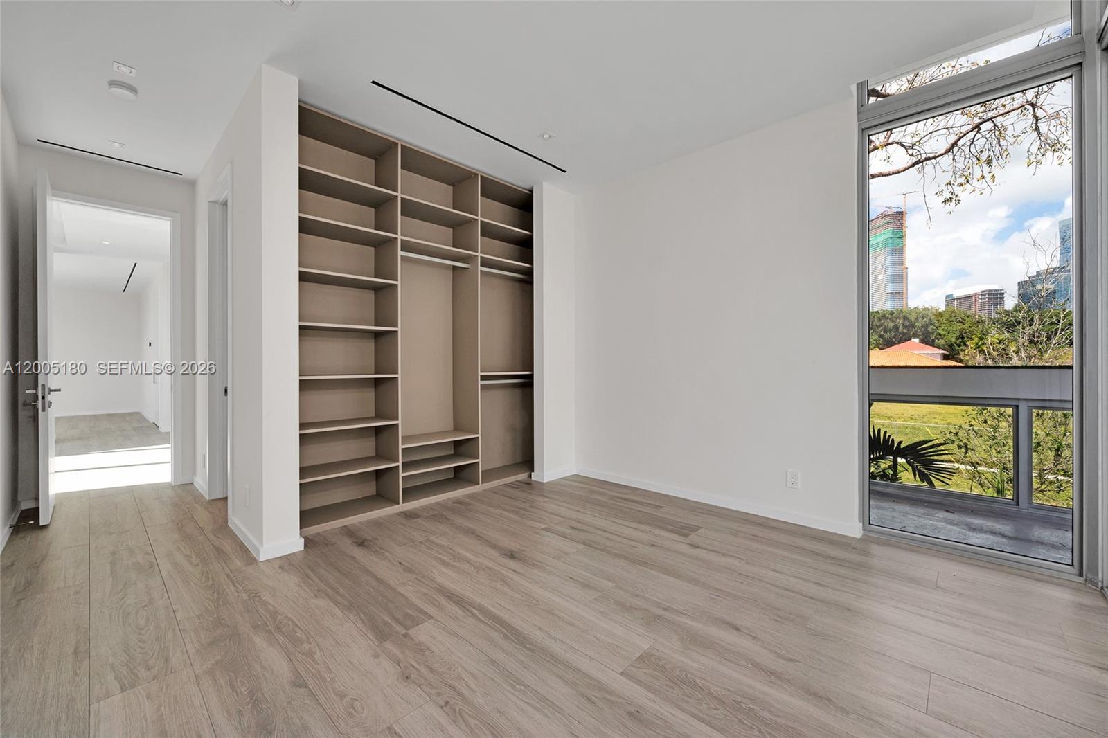 2100 S Miami Ave Miami, FL 33129