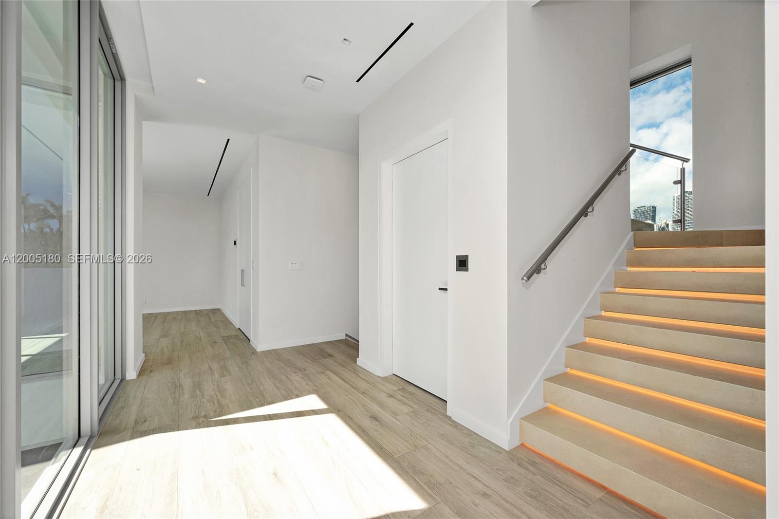 2100 S Miami Ave Miami, FL 33129