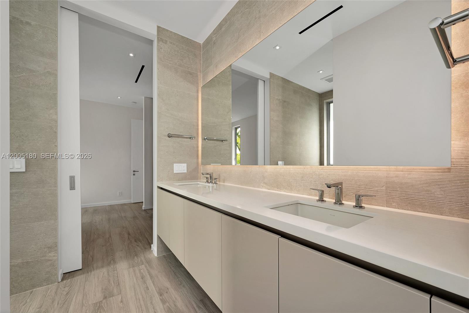 2100 S Miami Ave Miami, FL 33129