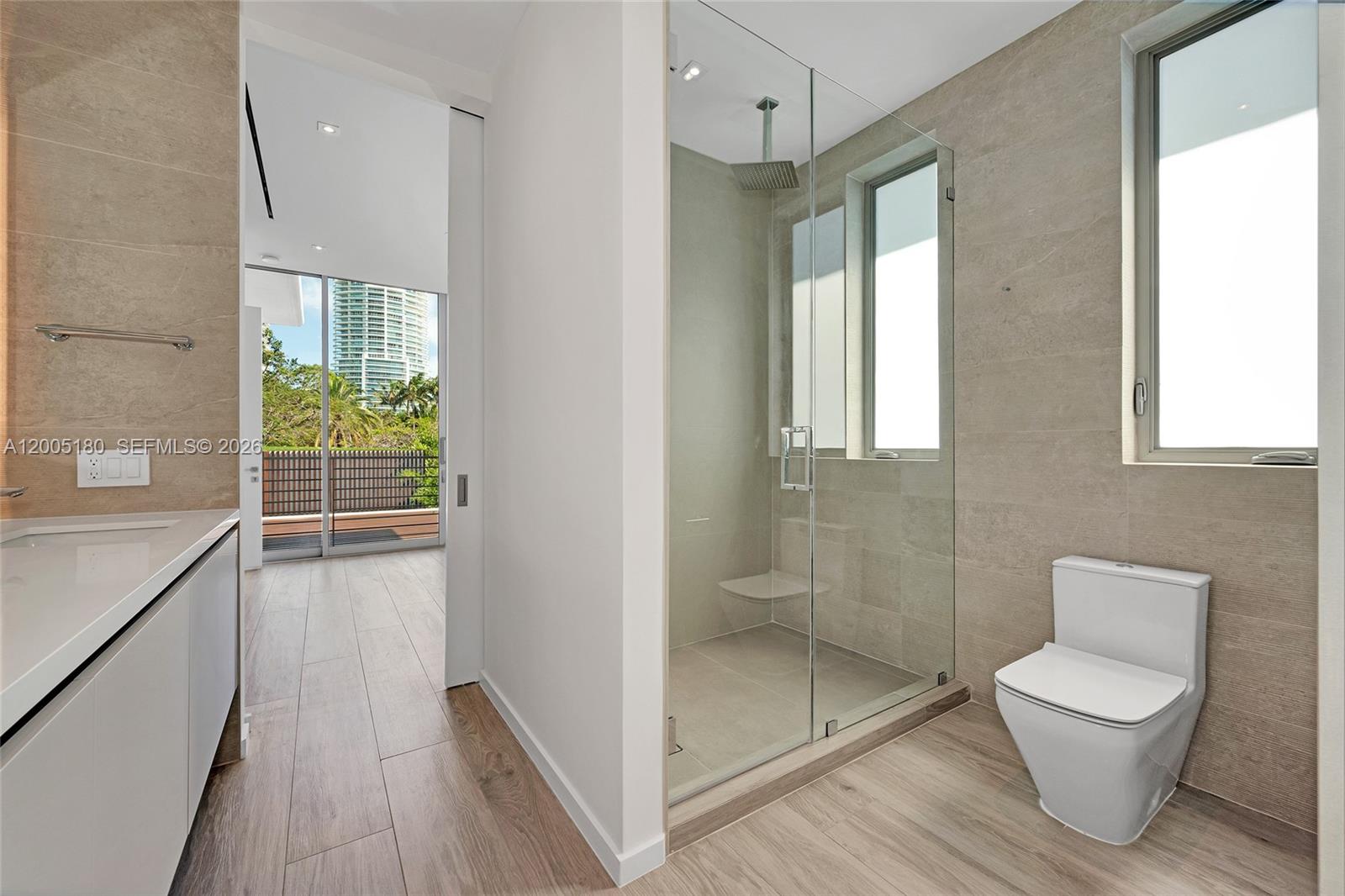 2100 S Miami Ave Miami, FL 33129