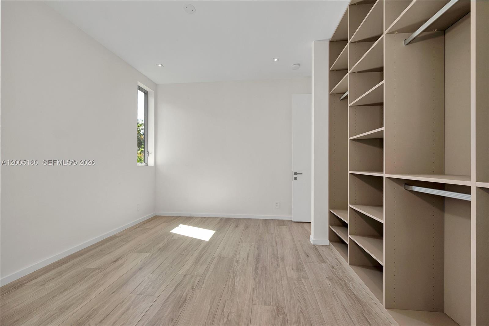 2100 S Miami Ave Miami, FL 33129