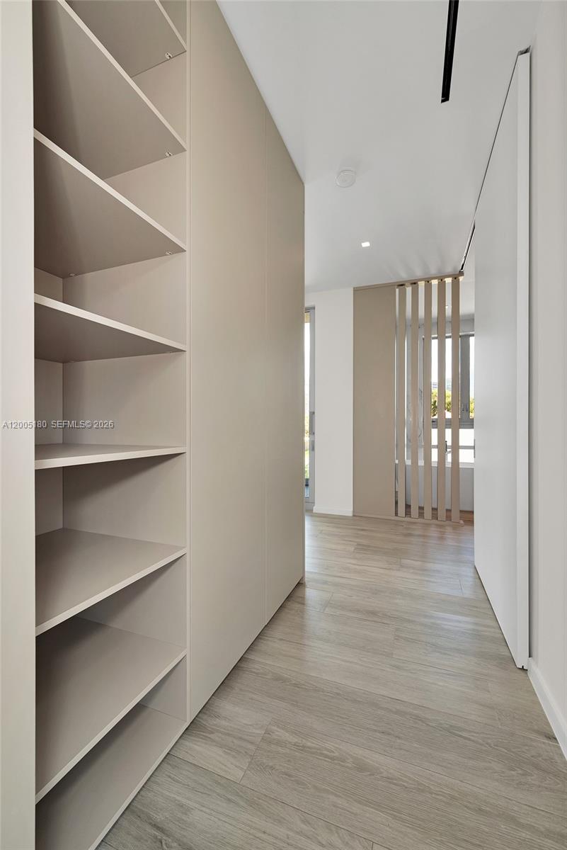 2100 S Miami Ave Miami, FL 33129