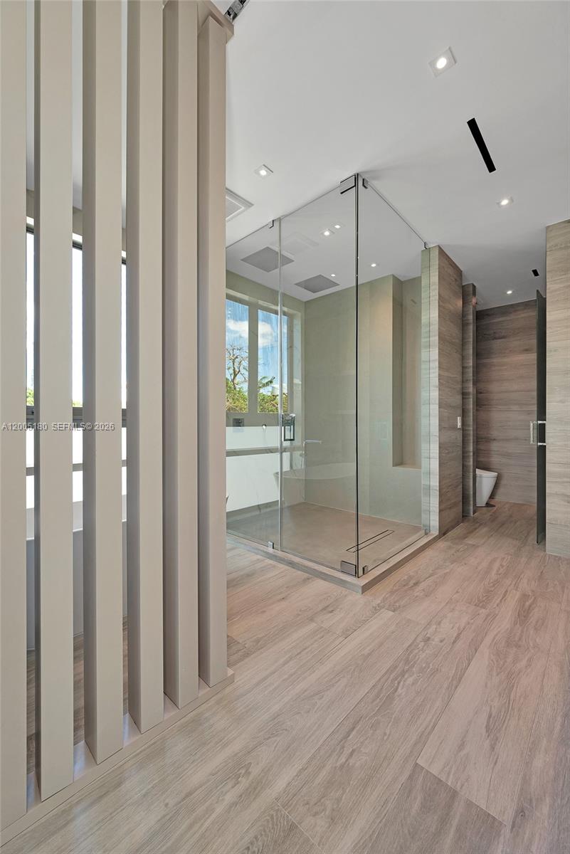 2100 S Miami Ave Miami, FL 33129