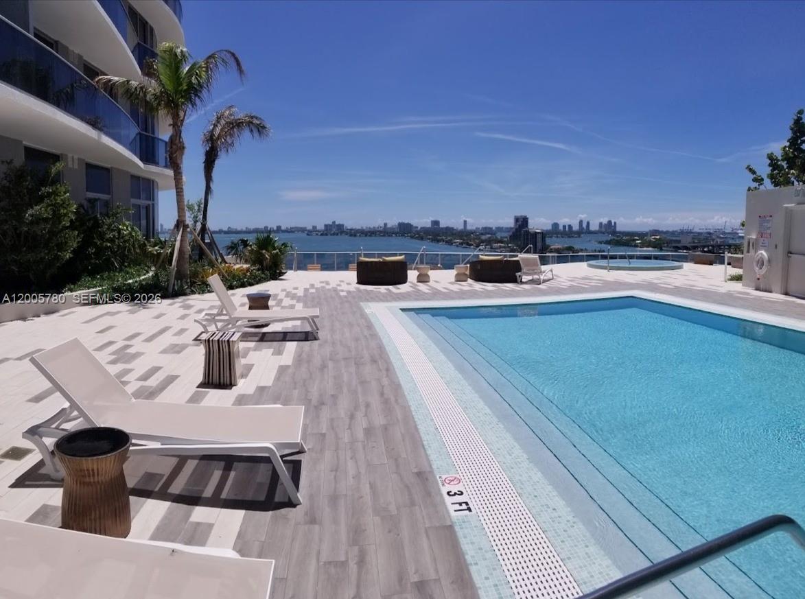 image Aria on the Bay18