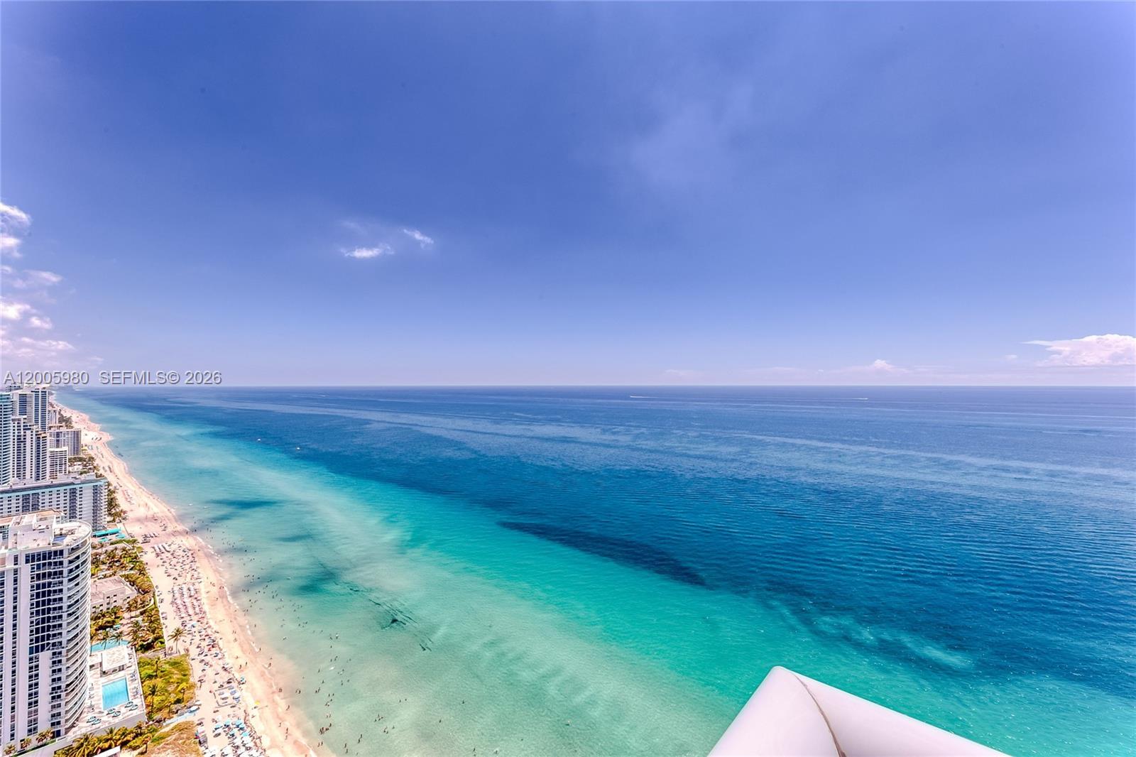 image Beach Club 224