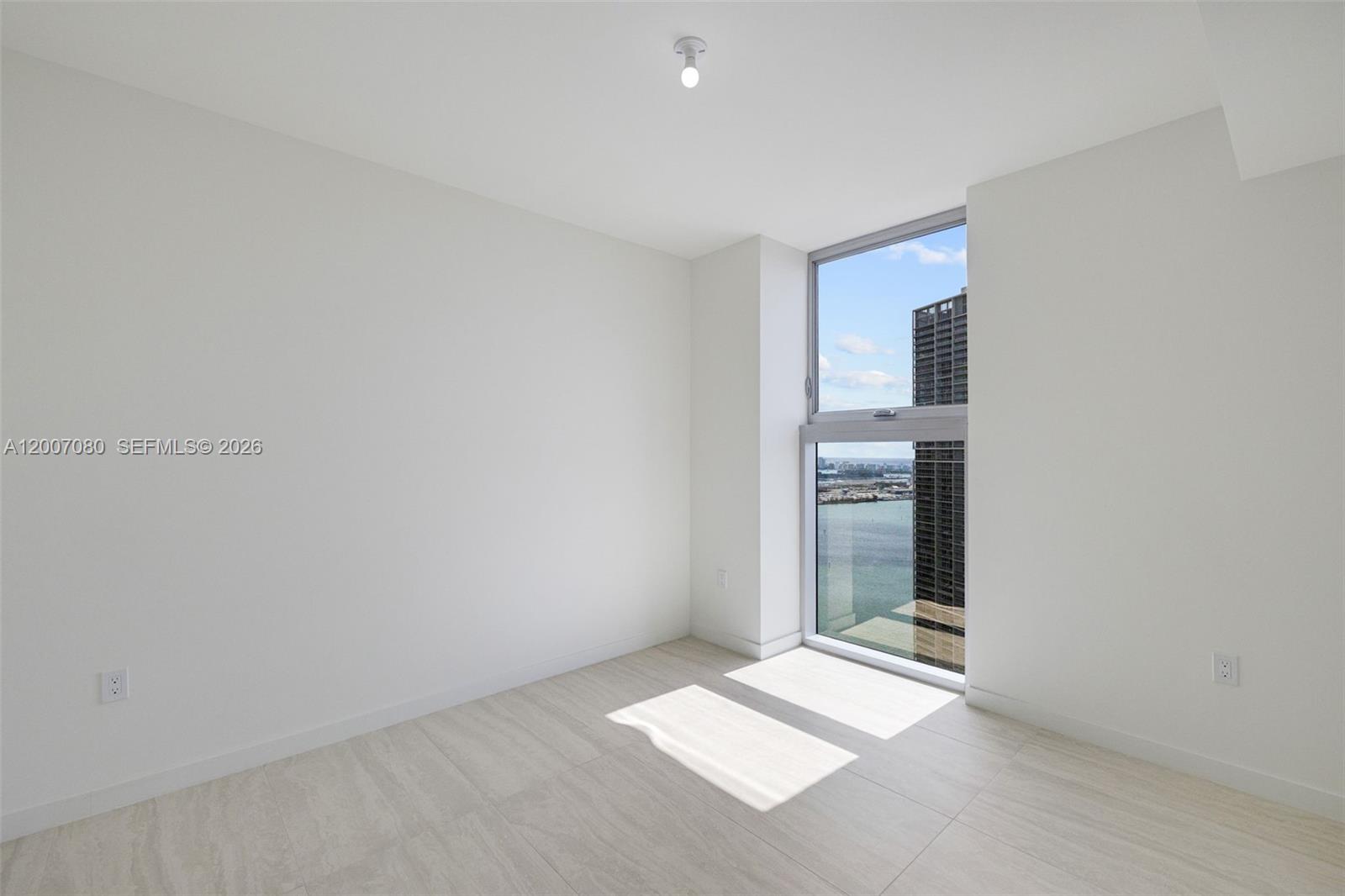 image Viceroy Brickell Residences25
