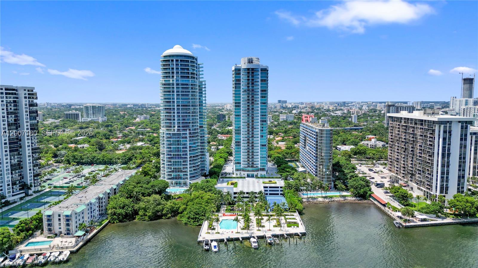 image Skyline on Brickell11