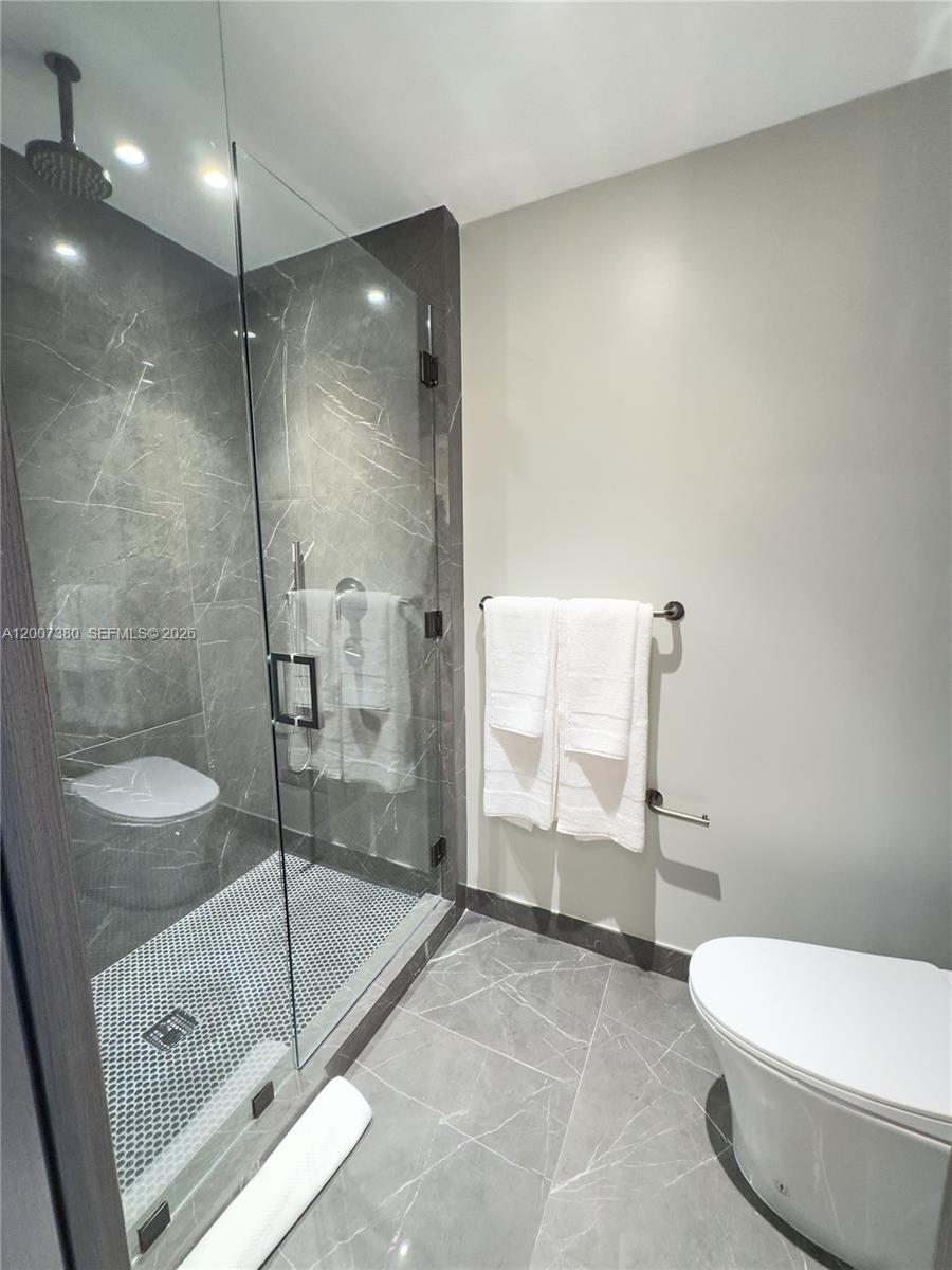 image E11EVEN Hotel & Residences10