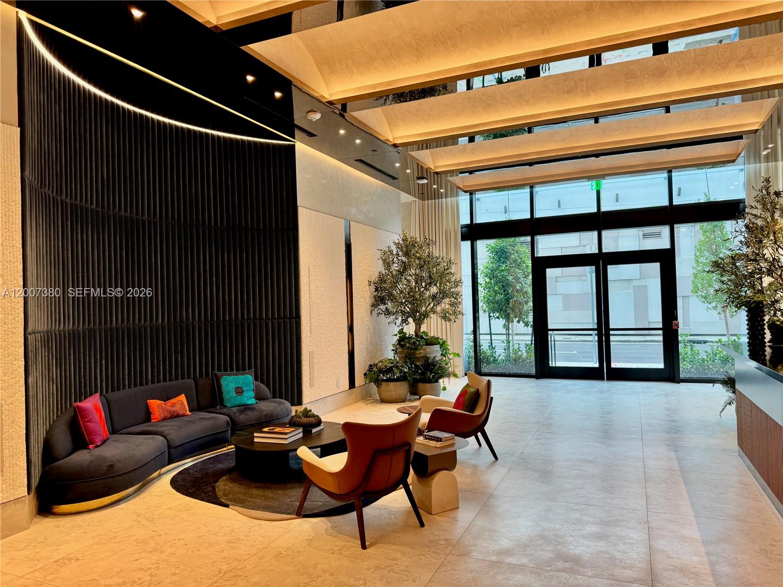 image E11EVEN Hotel & Residences13