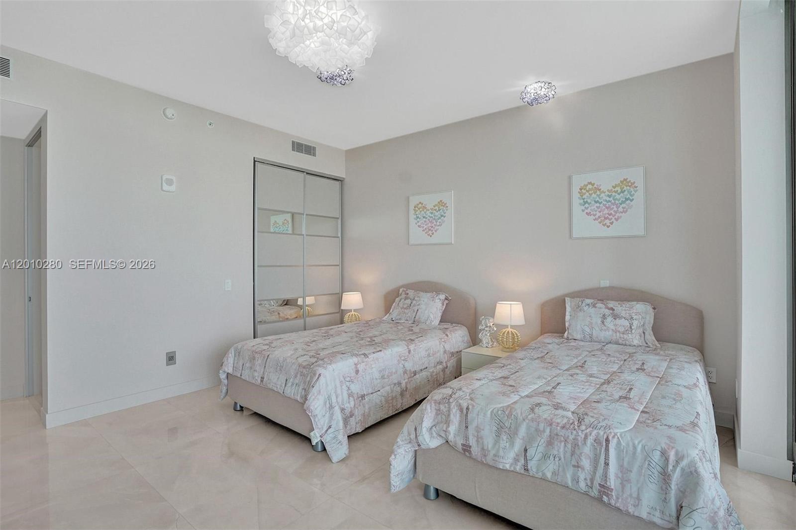 18975 Collins Ave #2001 Sunny Isles Beach, FL 33160