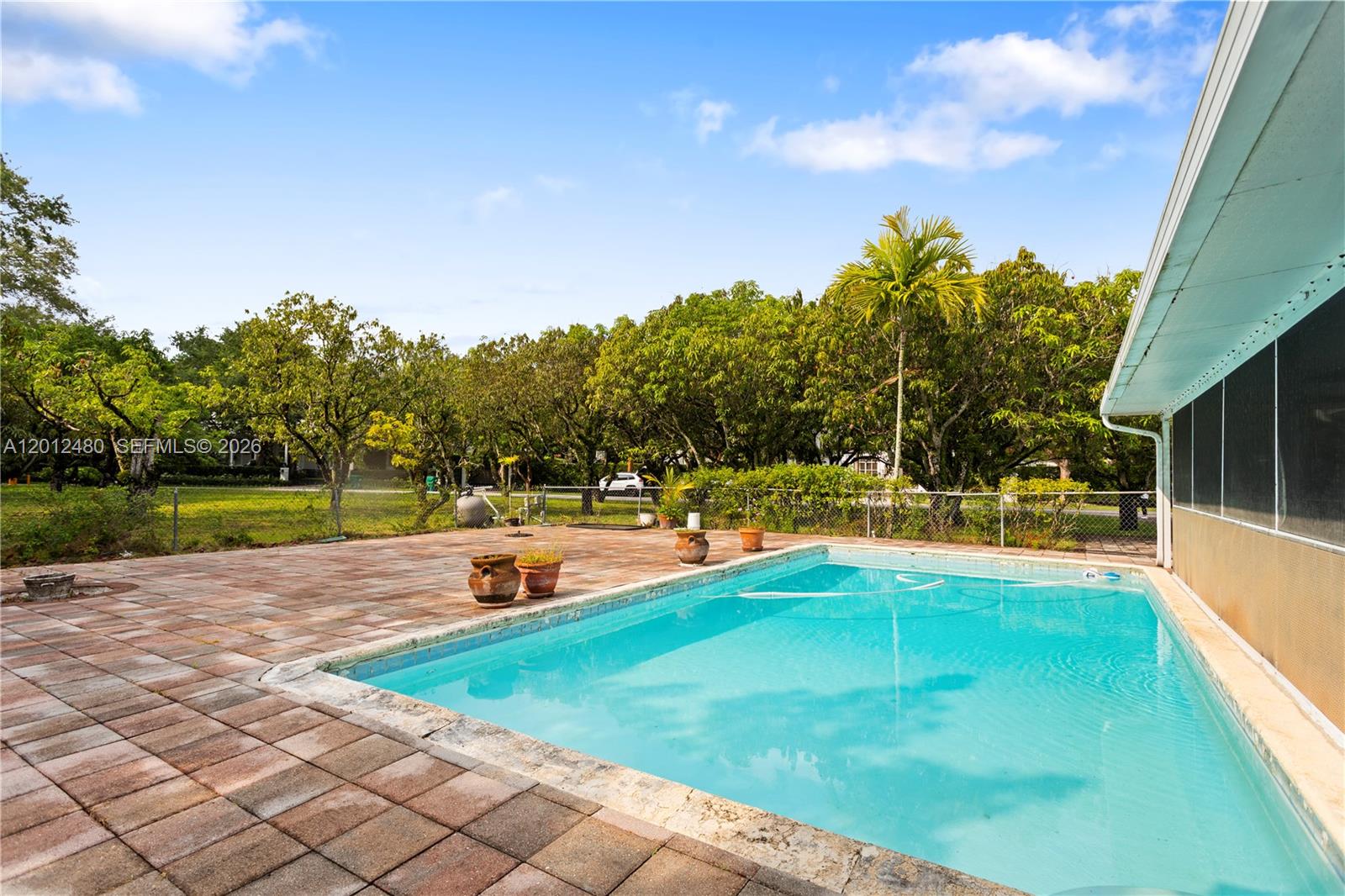 10851 SW 68th Ave Pinecrest, FL 33156