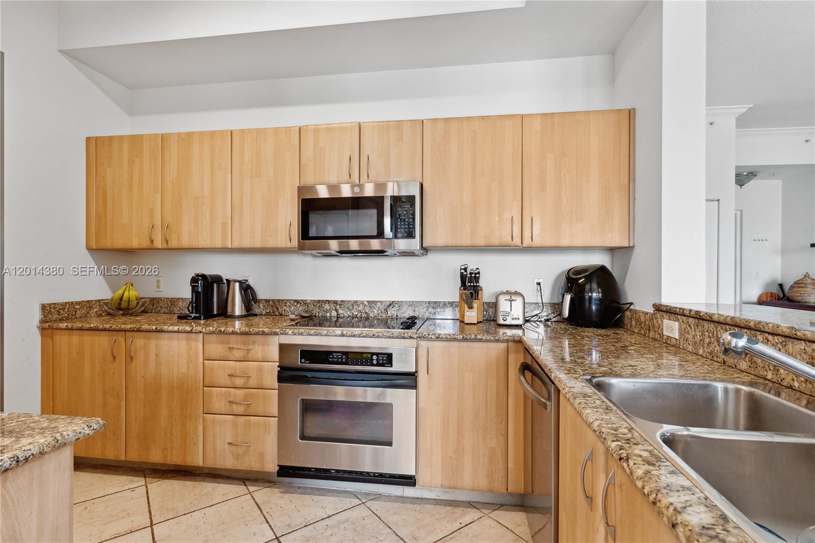 100 Meridian Ave #244 Miami Beach, FL 33139