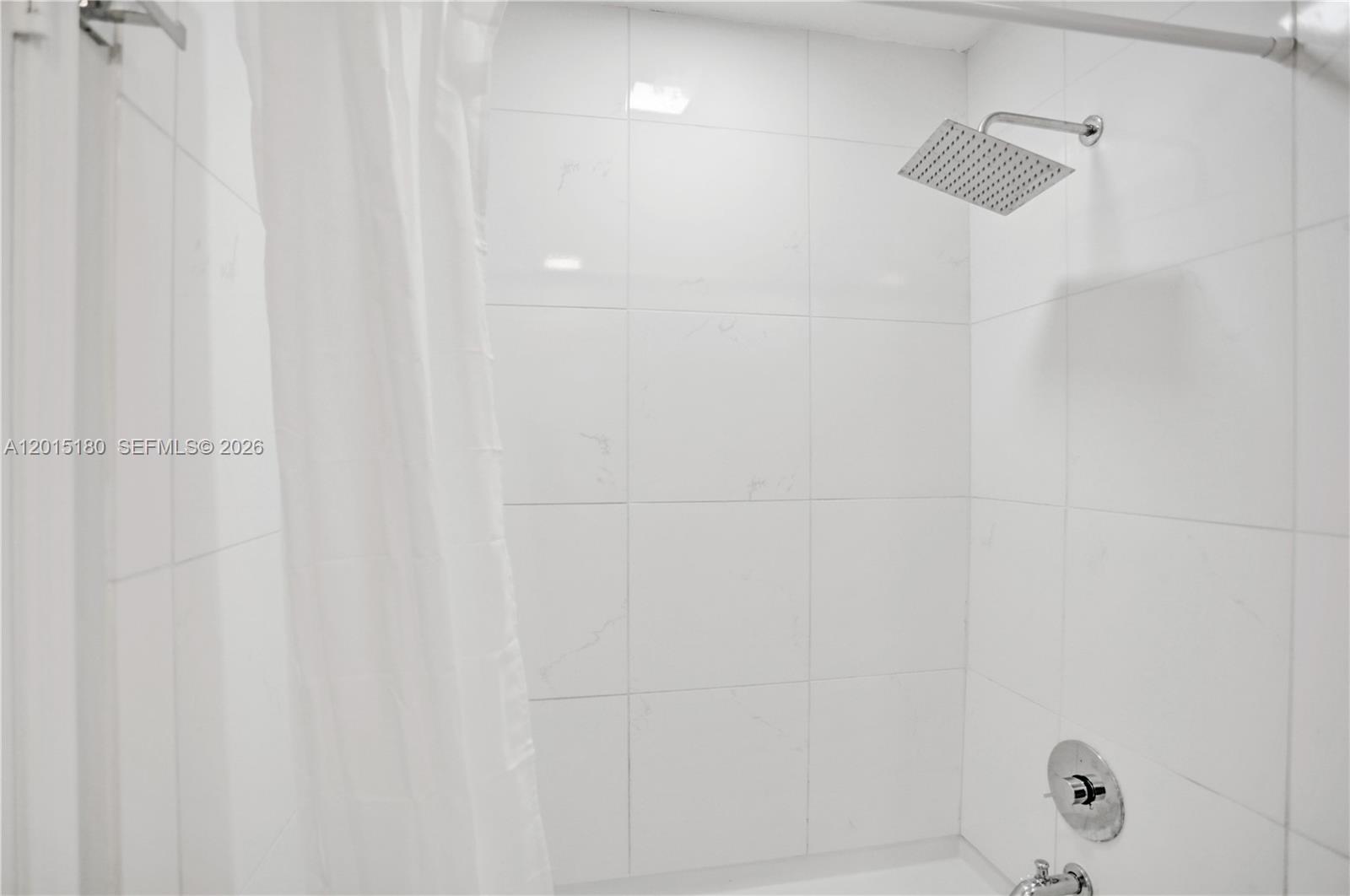 950 Brickell Bay Dr #4610 Miami, FL 33131