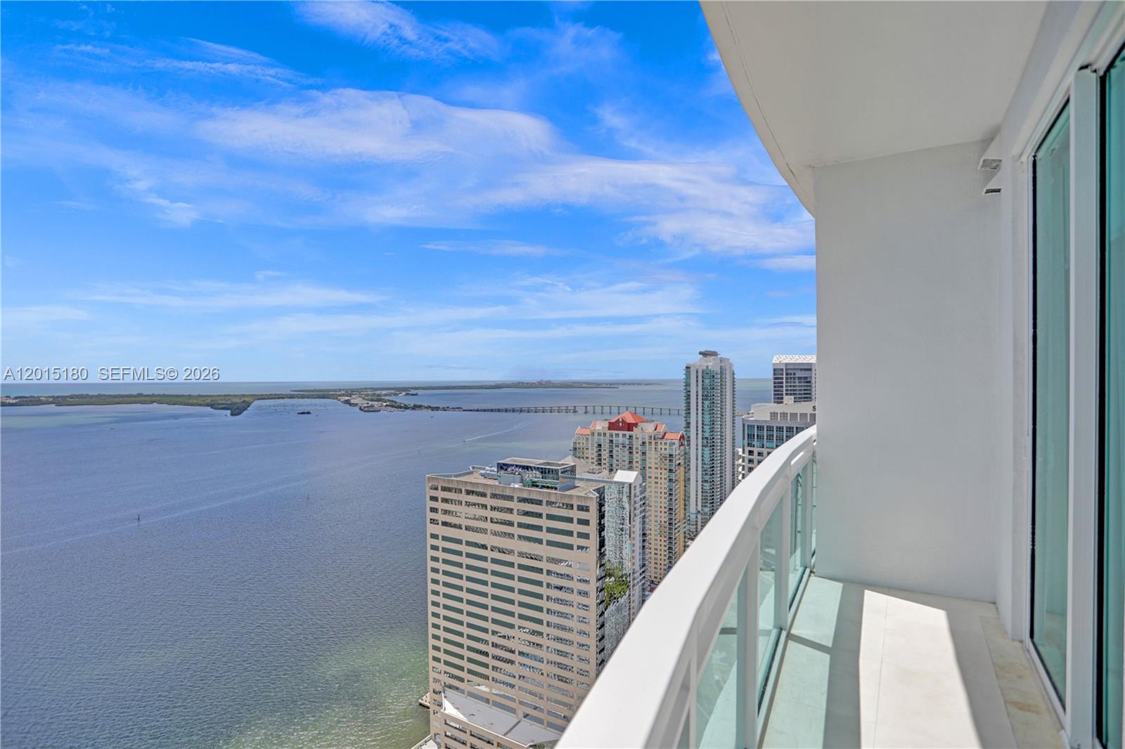 950 Brickell Bay Dr #4610 Miami, FL 33131