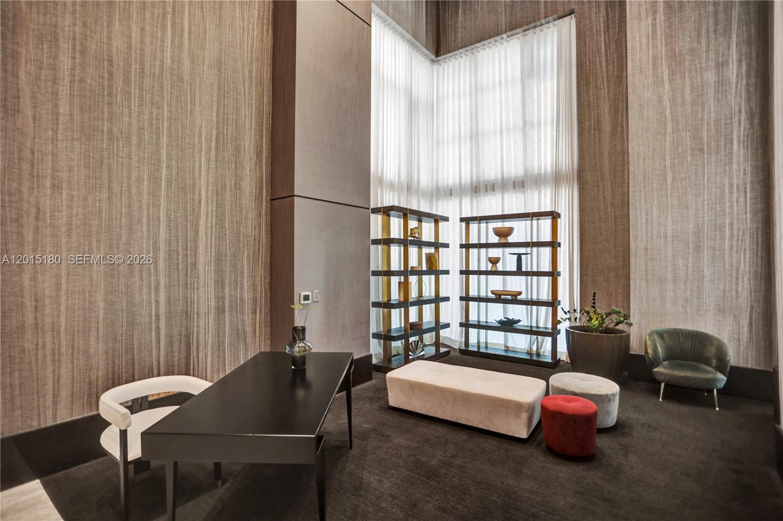 950 Brickell Bay Dr #4610 Miami, FL 33131