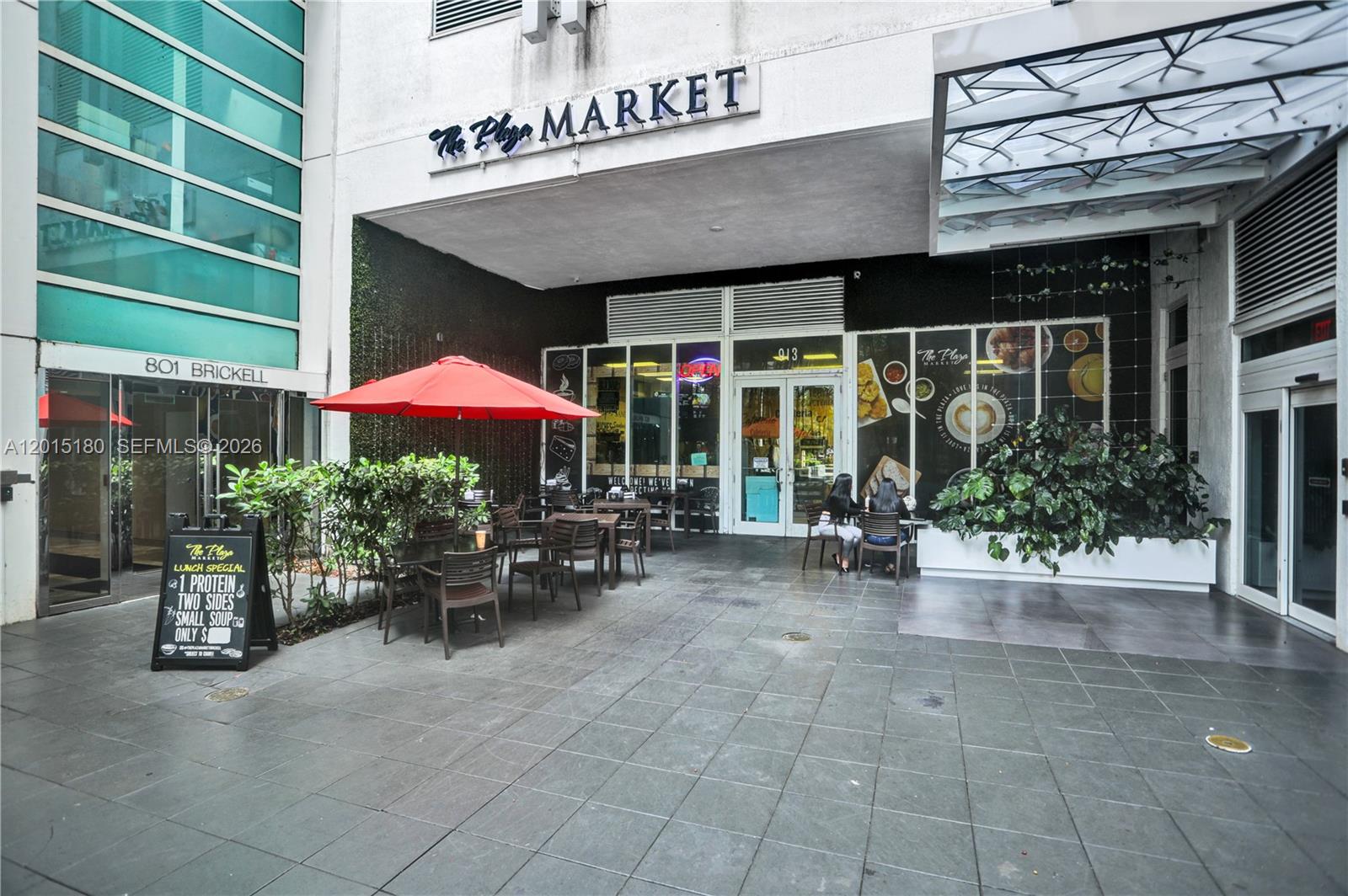 950 Brickell Bay Dr #4610 Miami, FL 33131