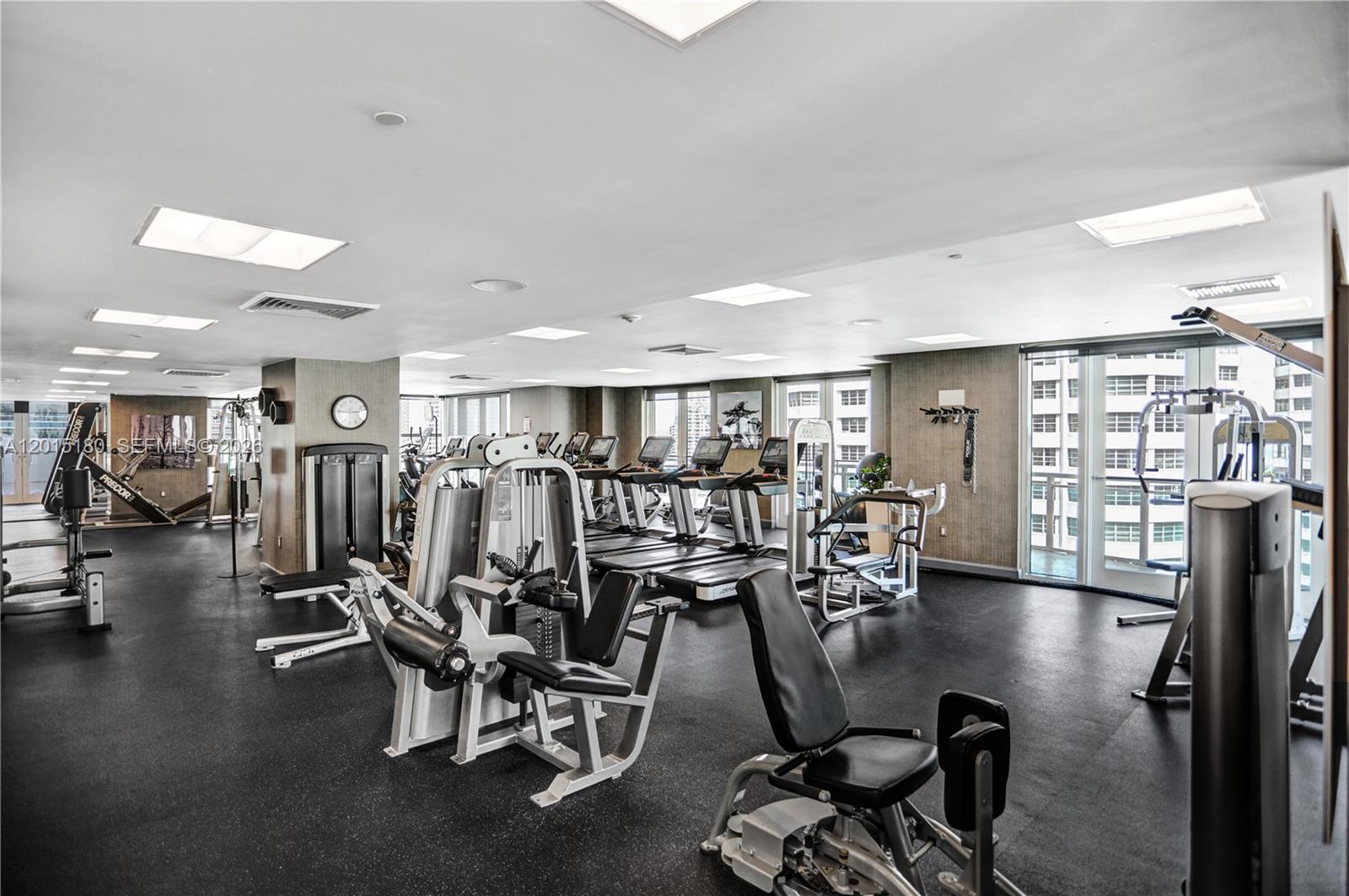 950 Brickell Bay Dr #4610 Miami, FL 33131