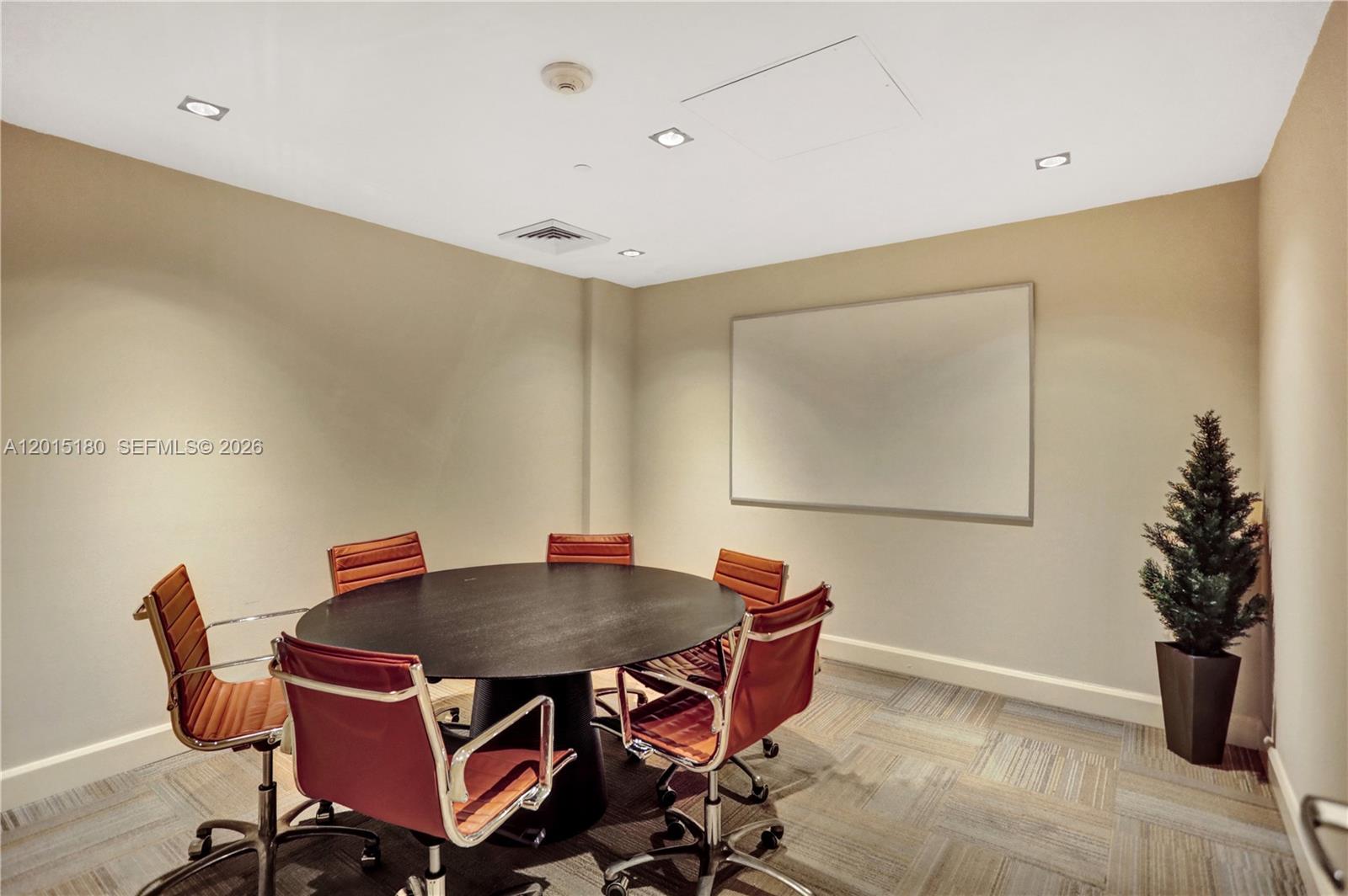 950 Brickell Bay Dr #4610 Miami, FL 33131