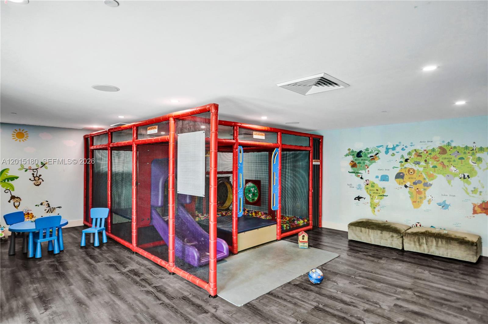 950 Brickell Bay Dr #4610 Miami, FL 33131