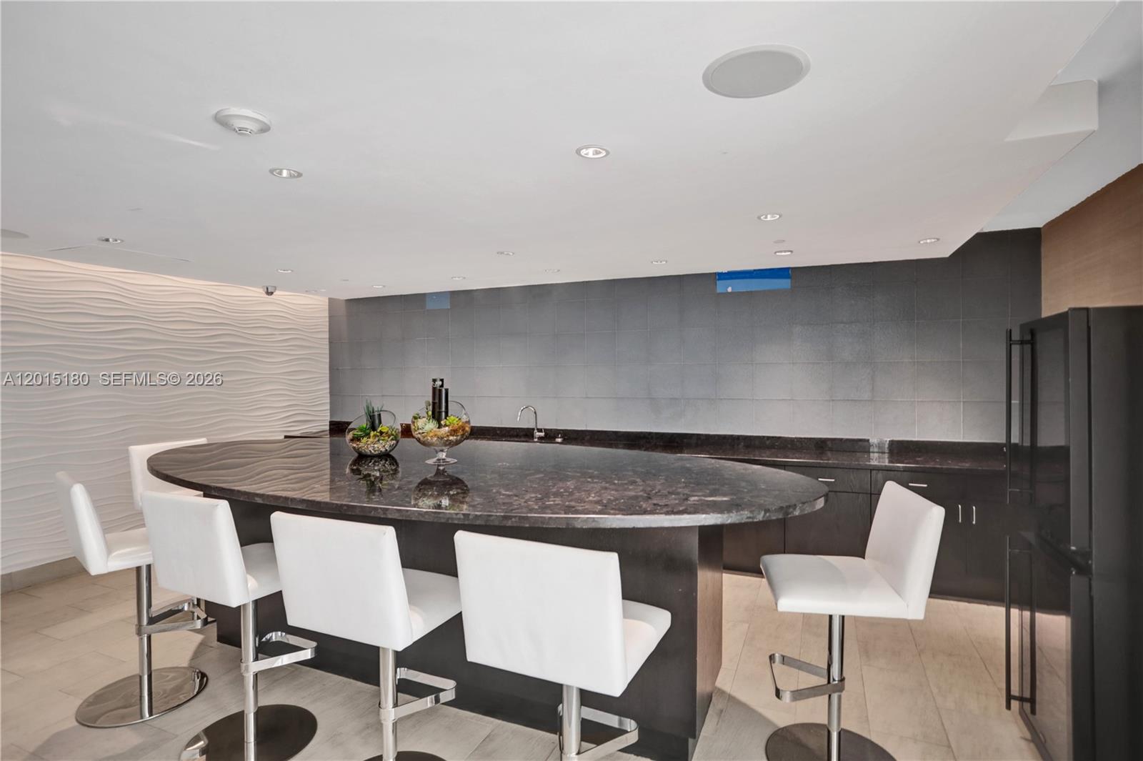 950 Brickell Bay Dr #4610 Miami, FL 33131