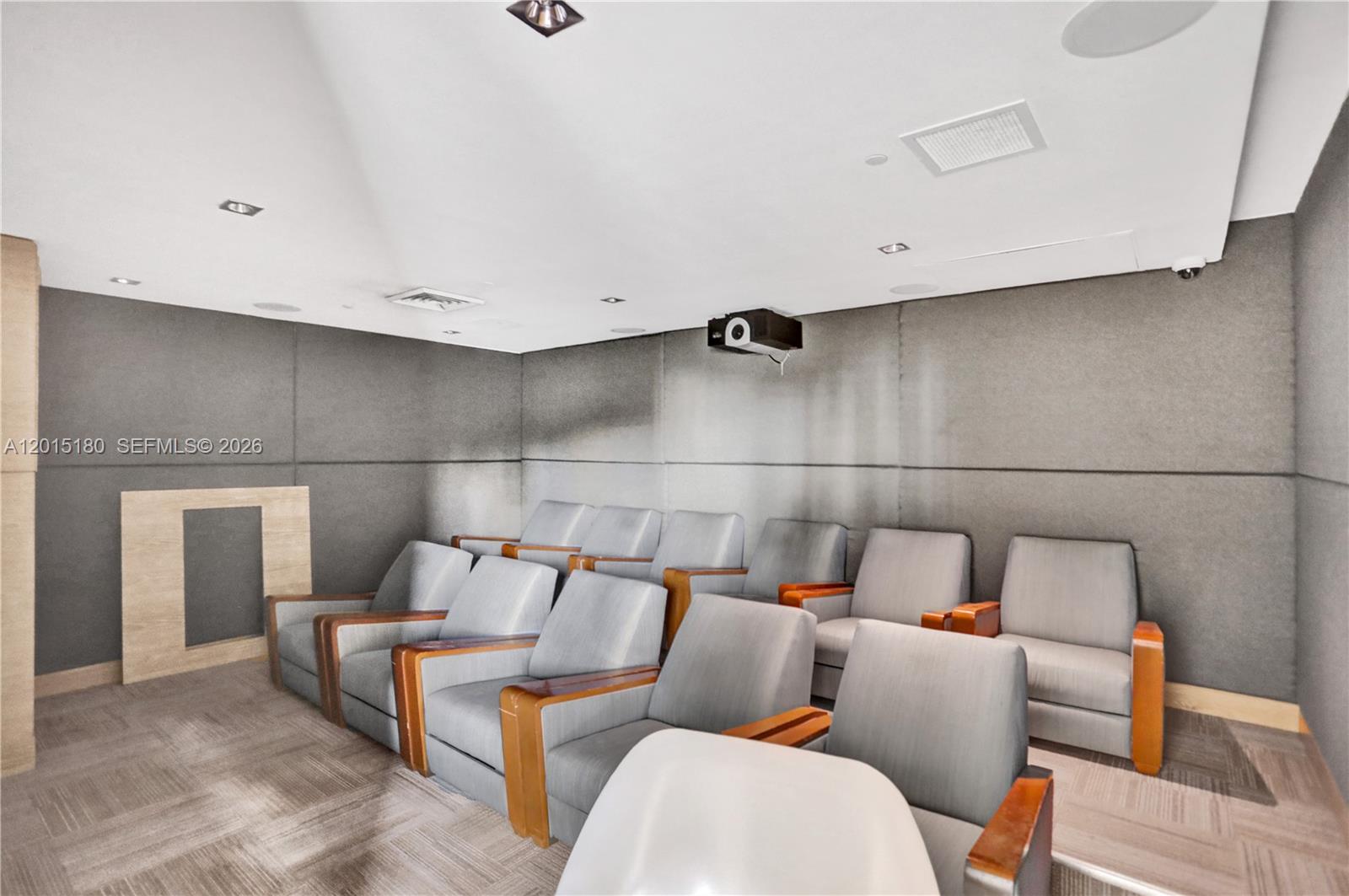 950 Brickell Bay Dr #4610 Miami, FL 33131