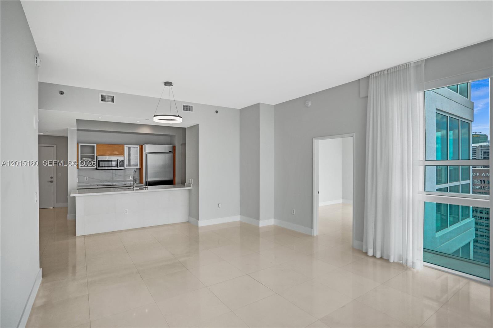 950 Brickell Bay Dr #4610 Miami, FL 33131