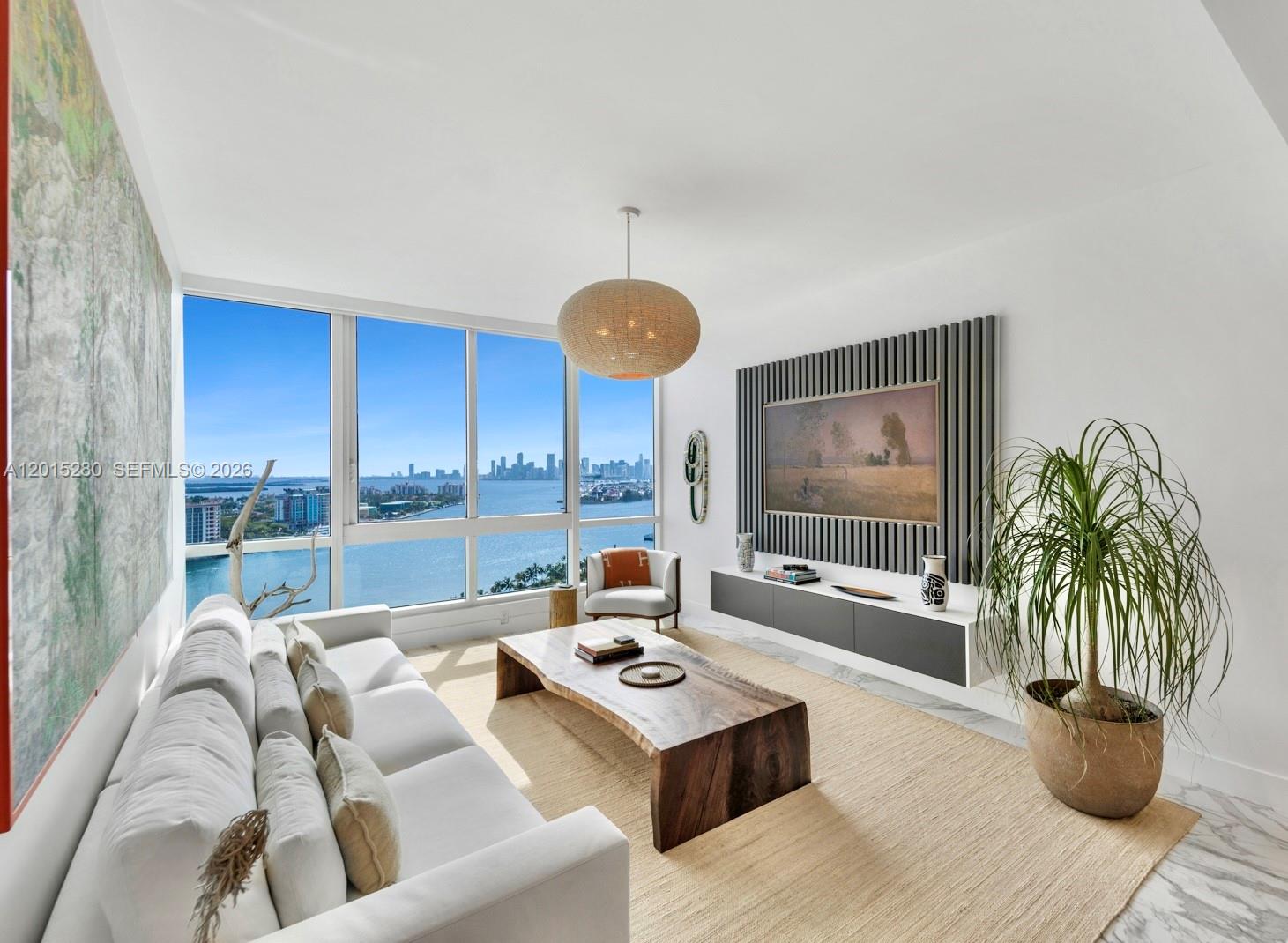 image Continuum South Beach South Tower0