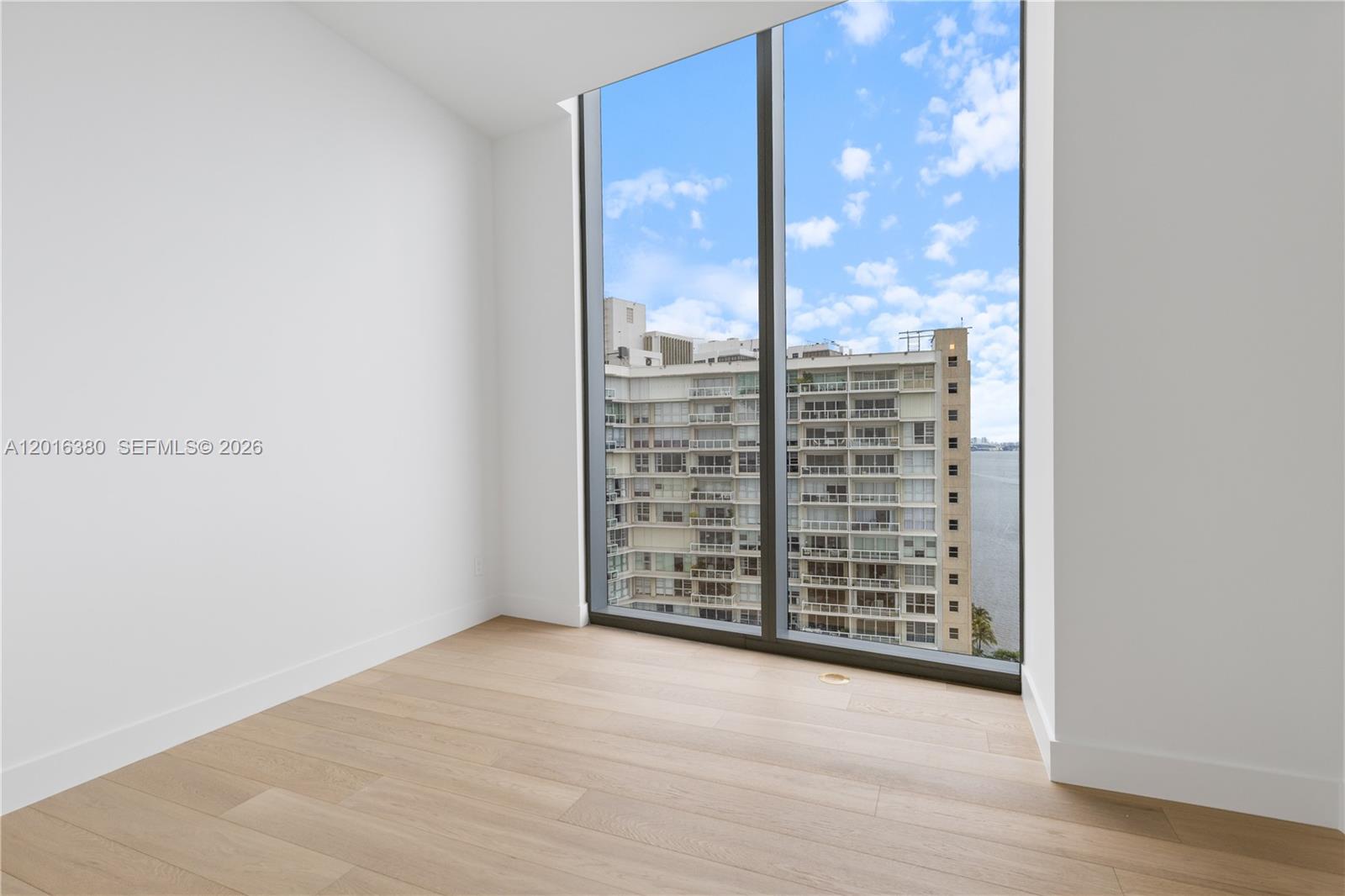 image Una Residences17