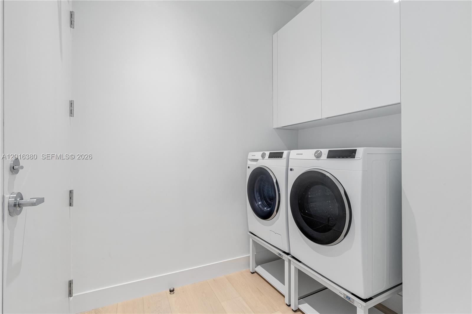 image Una Residences21