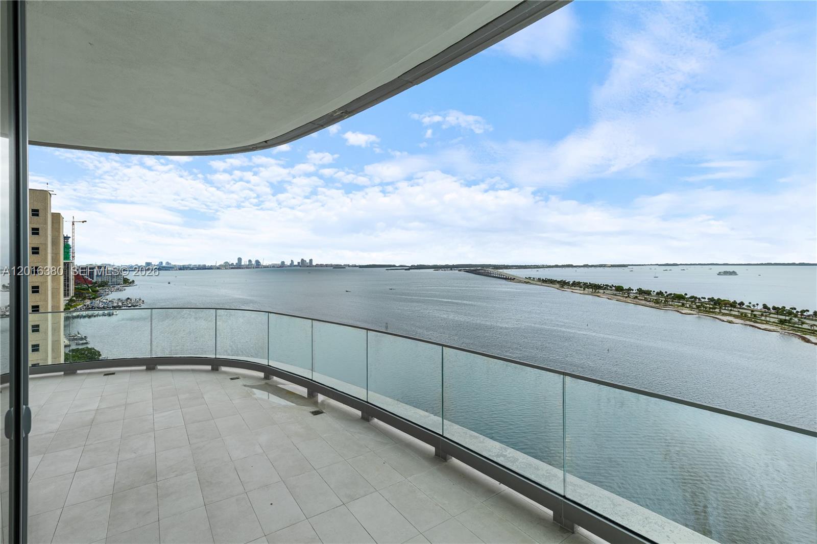 image Una Residences23