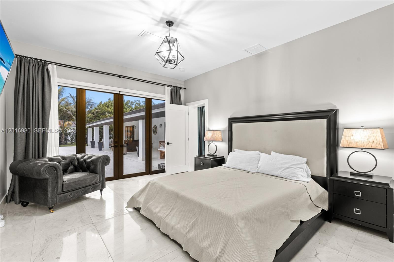 7200 SW 107th Ter Pinecrest, FL 33156