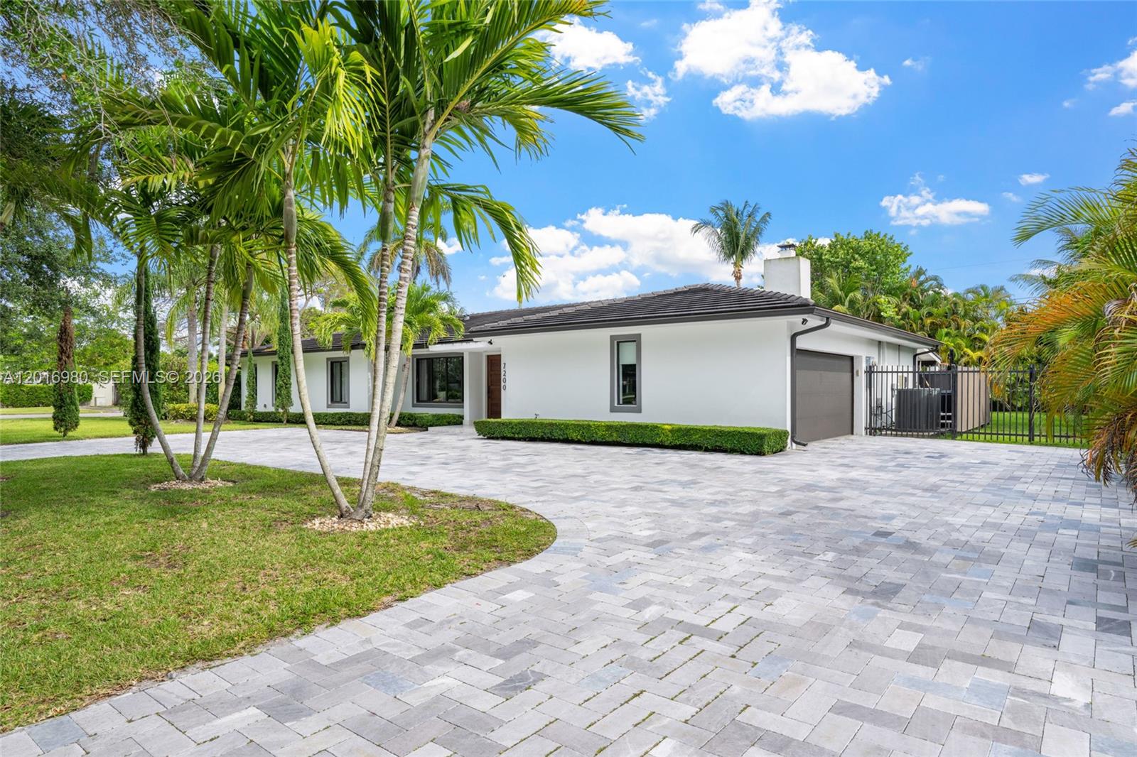 7200 SW 107th Ter Pinecrest, FL 33156