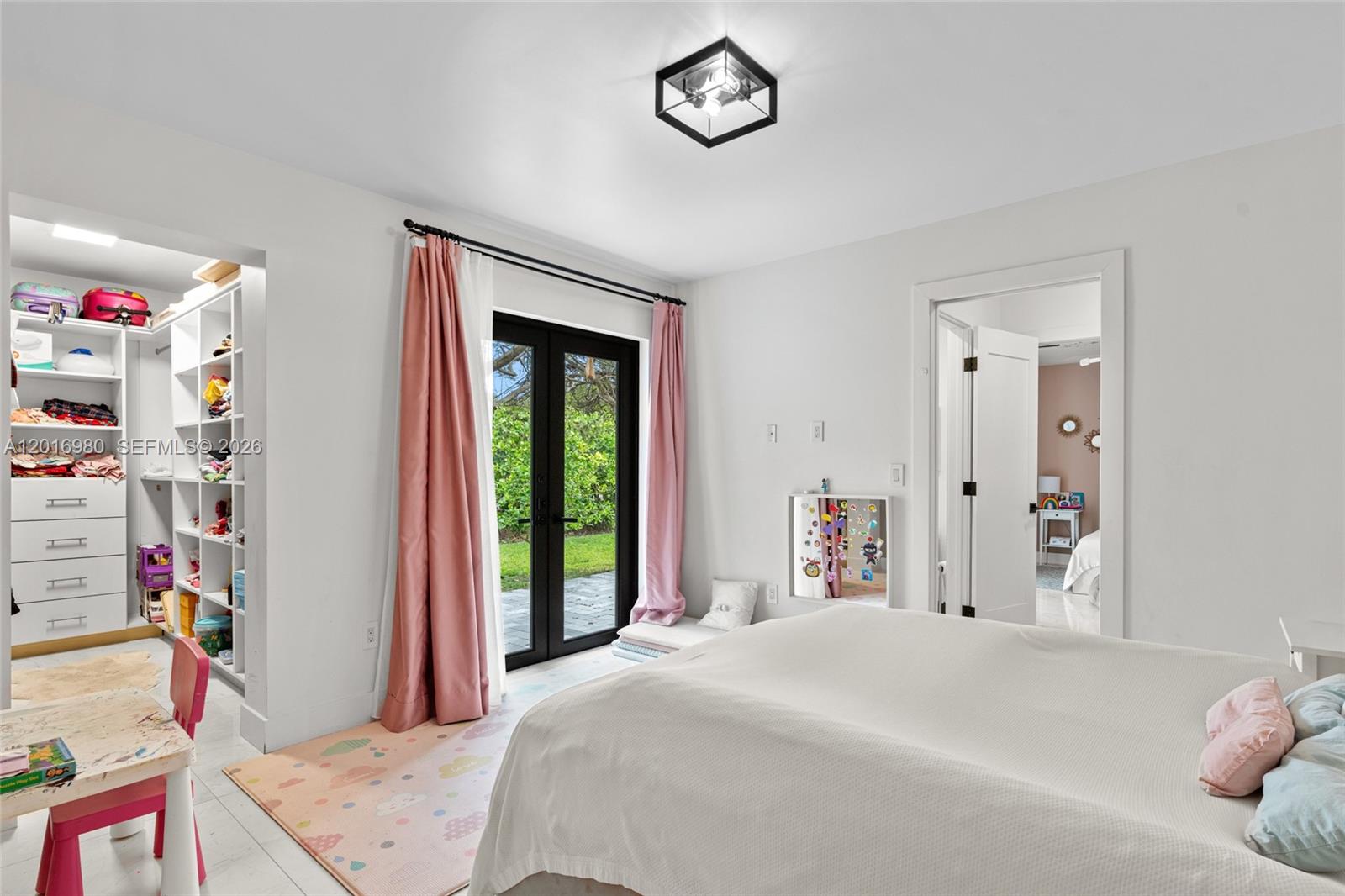 7200 SW 107th Ter Pinecrest, FL 33156