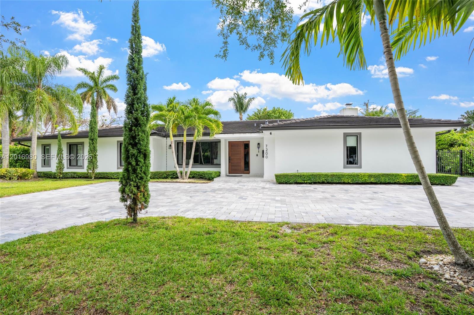 7200 SW 107th Ter Pinecrest, FL 33156