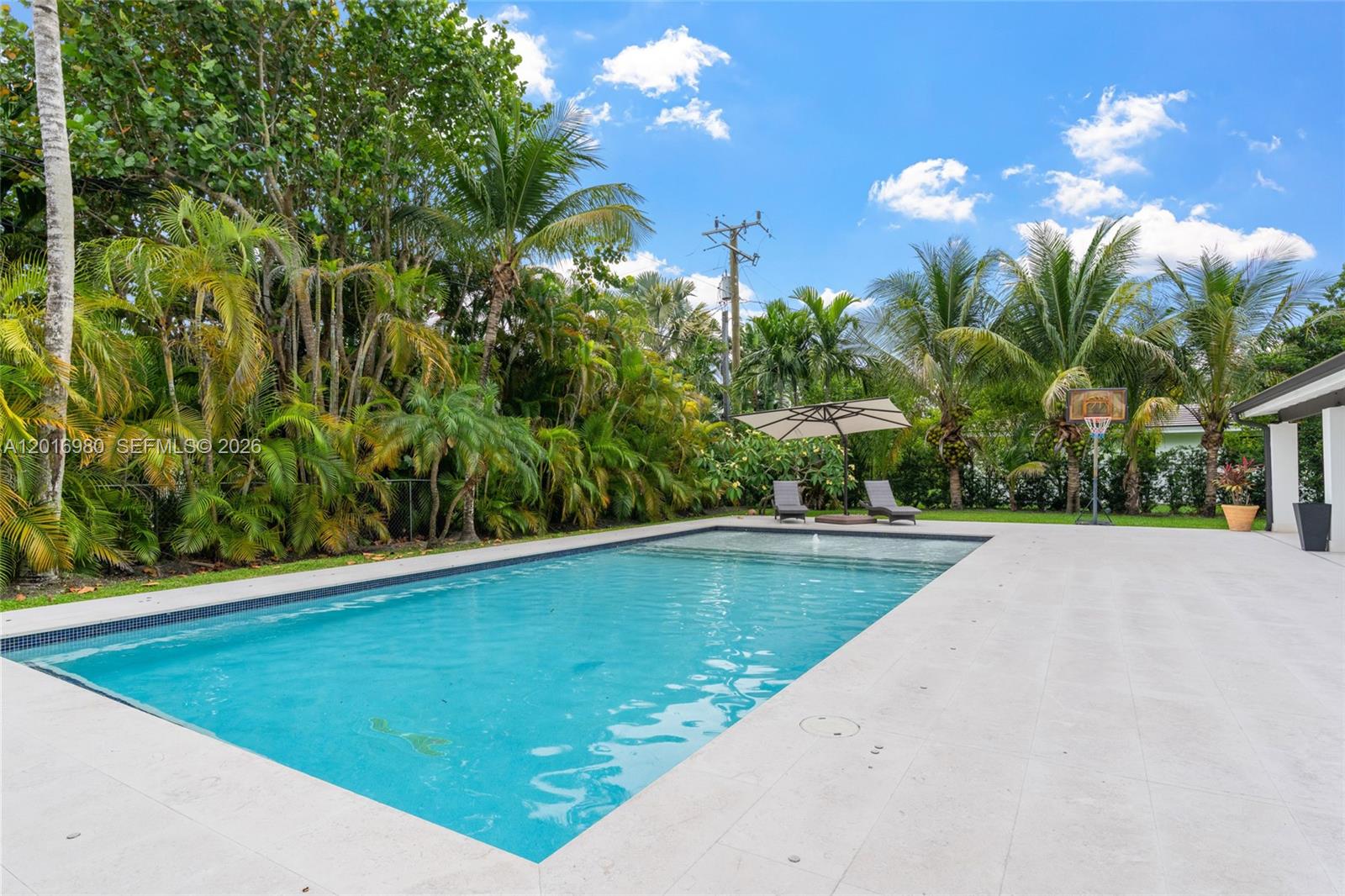 7200 SW 107th Ter Pinecrest, FL 33156