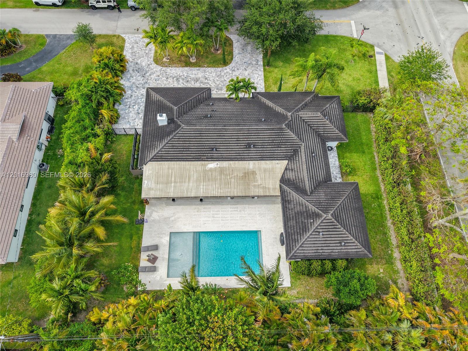 7200 SW 107th Ter Pinecrest, FL 33156