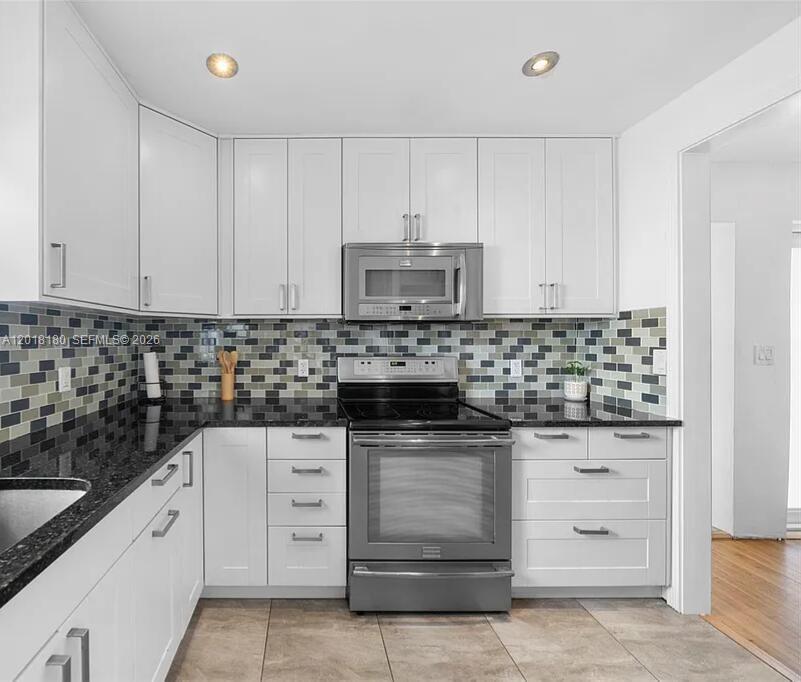 1617 NE 3rd Ct Fort Lauderdale, FL 33301