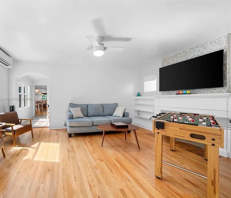 1617 NE 3rd Ct Fort Lauderdale, FL 33301