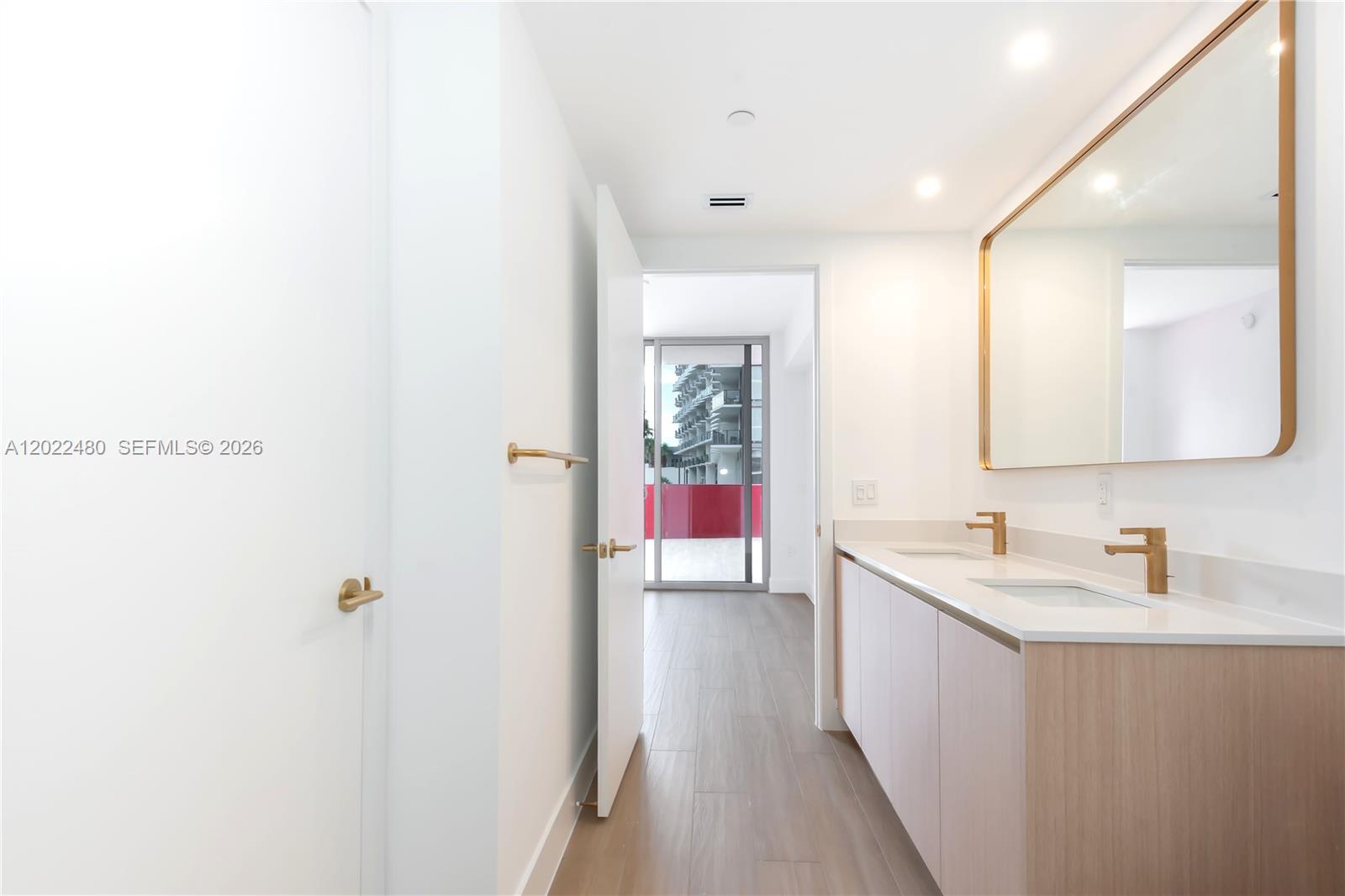 3100 NE 1st Ave #608 Miami, FL 33137