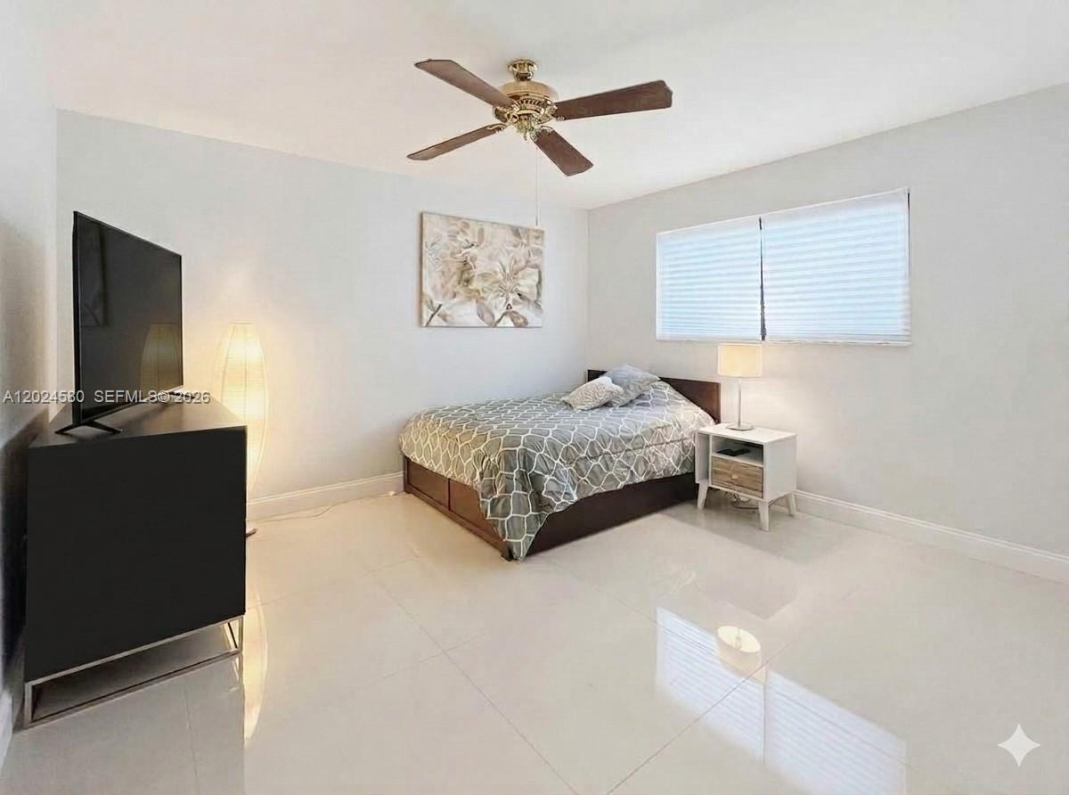 8695 SW 110th St Miami, FL 33156