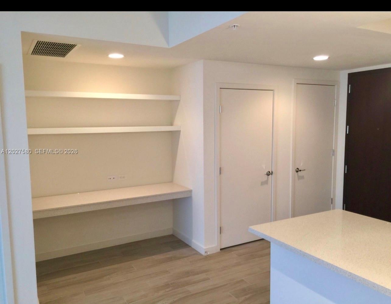 999 SW 1st Ave #2005 Miami, FL 33130