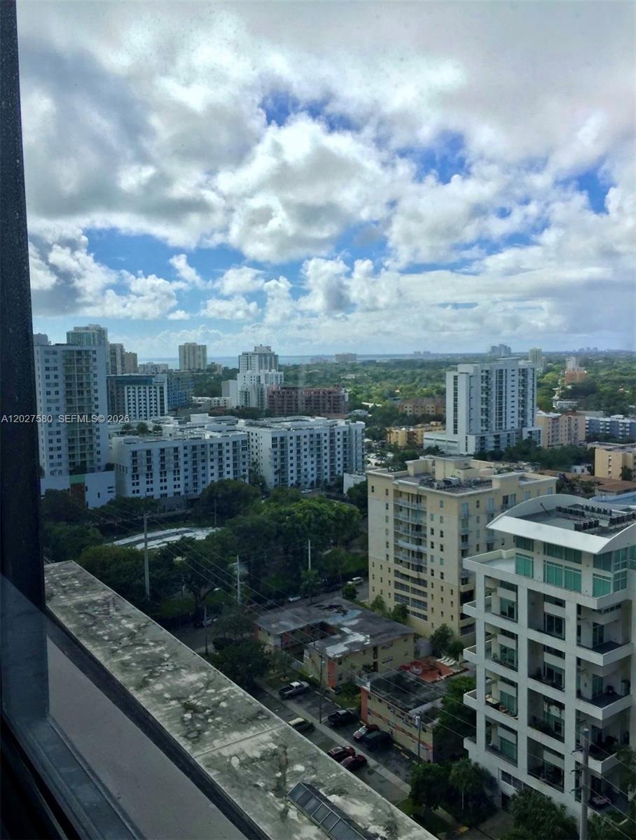 999 SW 1st Ave #2005 Miami, FL 33130